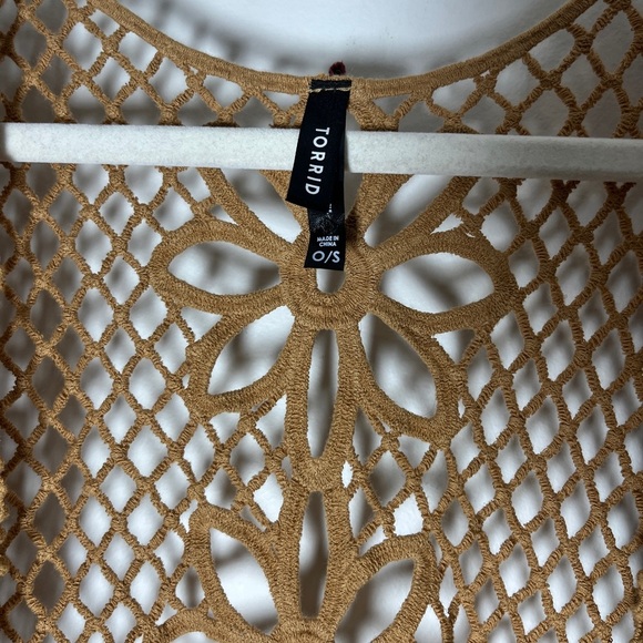 Torrid Crochet Embroidered Ruana with Sleeves Camel Kimono Coverup Size O/S - Picture 9 of 11